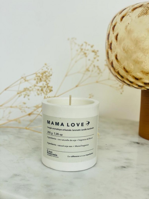 Casa Bohemia handmade candles are made with natural soya wax, essential oils and organic Grasse