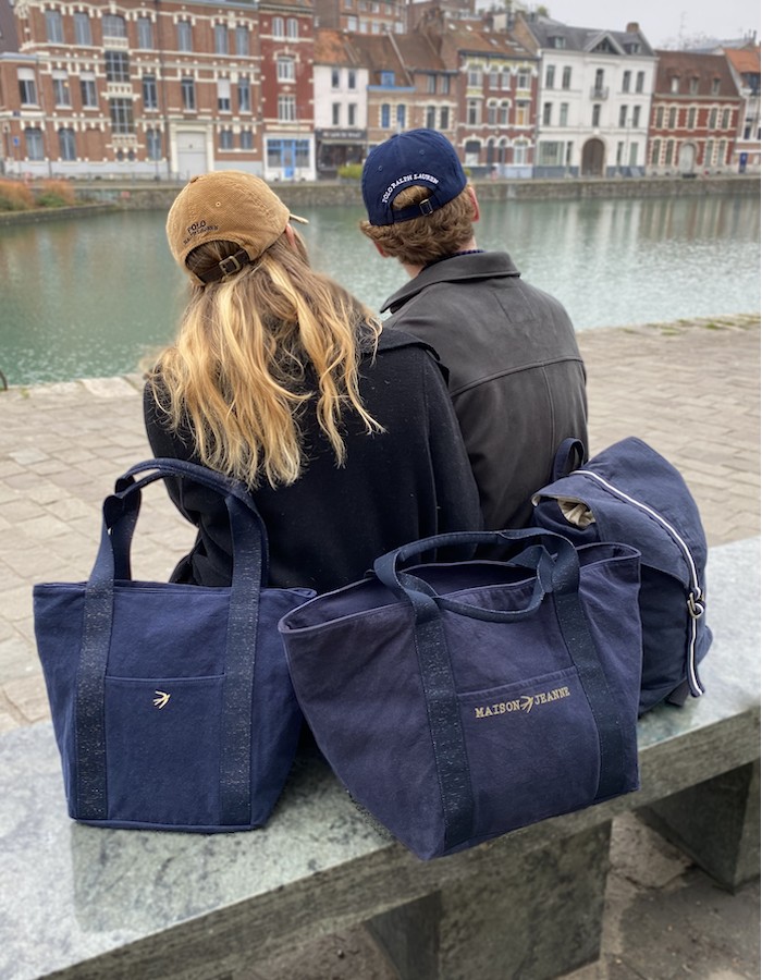 https://www.maisonjeanne.com/3826-thickbox_default/sac-weekend-lilly-indigo.jpg